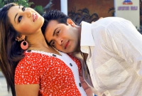 দুবাই থেকে অপুর জন্য যে উপহার এনেছিলেন শাকিব