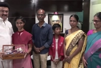 ৬০০তে ৬০০ নম্বর পেয়ে আলোড়ন সৃষ্টি করেছেন কাঠমিস্ত্রির মেয়ে নন্দিনী