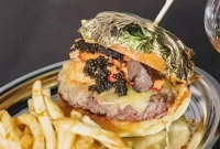 এই বার্গারের দাম জানলে অবাক হবেন!