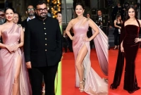 কানের লাল গালিচা মাতালেন সানি লিওন