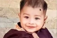 গলায় লিচুর বীজ আটকে শিশুর মৃত্যু