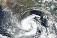 ফের-ধেয়ে-আসছে-ঘূর্ণিঝড়-