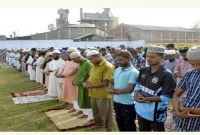  বৃষ্টির আশায় ইস্তিসকার নামাজ আদায় ও বিশেষ মোনাজাত