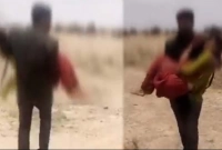 তরুণীকে অপহরণ করে ফাঁকা মাঠে নিয়ে এ কি করলো? ভাইরাল ভিডিও 