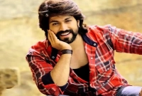 মাত্র ৫০ টাকা ছিল প্রতিদিনের আয়, এখন ২০ কোটি নেন প্রতি সিনেমায়!