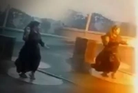 নেচে-গেয়ে টিকটক করার সময় বজ্রপাতে আহত মেঘলা আক্তার নেচে-গেয়ে টিকটক করার সময় বজ্রপাতে আহত মেঘলা আক্তার