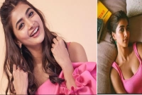 অপ্রিয় ঘটনায় সিনেমা সেট থেকে বেরিয়ে গেলেন পূজা!