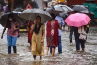 বৃষ্টি-আর-কতদিন-থাকবে-জানাল-আবহাওয়া-অফি