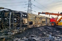 জ্বালানি ট্যাঙ্ক ফেটে বাসে ভয়াবহ আগুন, নিহত ২৫