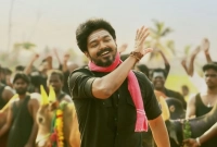 অভিনয় ছেড়ে রাজনীতিতে আসছেন থালাপতি বিজয়!