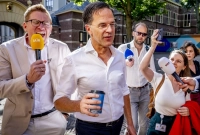 ভেঙে গেল সরকার, ইস্তফা দিলেন ডাচ প্রধানমন্ত্রী