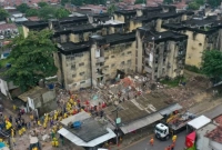 ভবন ধসে ১১ জনের মৃত্যু