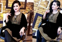 পাকিস্তানে আশ্রয় নেয়া জনপ্রিয় আফগান গায়িকাকে গুলি করে হত্যা