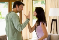 কোন বিষয় নারীরা স্বামীর কাছে গোপন রাখতে পছন্দ করেন