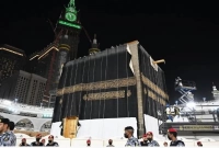 পরিবর্তন করা হয়েছে পবিত্র কাবা শরীফের গিলাফ