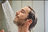 যা জানলে আপনিও গরম পানিতে গোসল করবেন না!