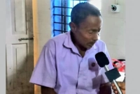 নিজের নামে সম্পত্তি লিখে না দেওয়ায় বৃদ্ধ বাবাকে পেটাল ছেলে