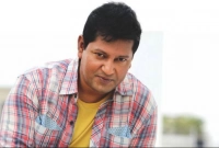 নিজের ভুল বুঝতে পেরে ক্ষমা চাইলেন মাহফুজ আহমেদ