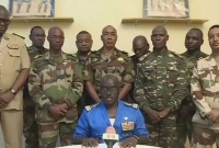 সামরিক অভ্যুত্থান ঘোষণা, নাইজারের প্রেসিডেন্ট আটক