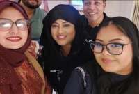 নায়িকা মৌসুমী এবার বোরকা পরে গেলেন সিনেমা হলে 