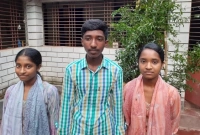 জিপিএ-৫ পেয়ে উত্তীর্ণ যমজ তিন ভাই-বোন