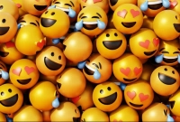 জানেন কি? ইমোজির ব্যবহার শুরু কবে কখন কীভাবে?