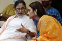 আর টিকিট পাবেন না, নুসরাতের পাশে নেই তৃণমূল কংগ্রেস!