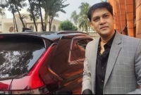 হঠাৎ রাজনীতিতে আসার কারণ জানালেন নায়ক শাকিল খান