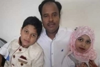 পবিত্র ওমরাহ পালন শেষে ফেরার পথে সড়ক দুর্ঘটনায় একই পরিবারের ৩ জনের মৃত্যু পবিত্র ওমরাহ পালন শেষে ফেরার পথে সড়ক দুর্ঘটনায় একই পরিবারের ৩ জনের মৃত্যু