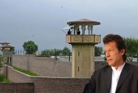 মাটিতে বিছানা, ইমরান খানের ছোট সেলে নেই কোনও সুবিধা 