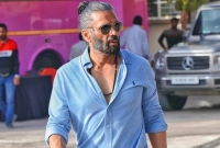 বলিউডে একের পর এক অকালমৃত্যু নিয়ে দুশ্চিন্তায় সুনীল শেট্টি