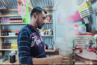 চা বিক্রি করে মনিরের মাসে আয় ৫০ হাজার