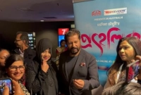 নায়িকা শাবনূরকে যে অনুরোধ করলেন মাহফুজ