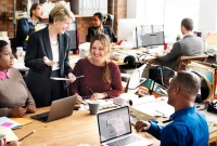 কর্মক্ষেত্রে কঠিন পরিস্থিতি সামলাতে সাহায্য করবে এই ৫টি বিষয়