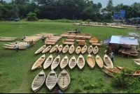 ২০০ বছর ধরে বসে কোষা নৌকার হাট