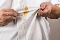 জামা কাপড়ের দাগ দূর করার সহজ উপায়