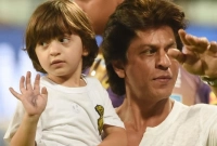 ছোট ছেলের জন্য সিনেমায় কি করতে চান, জানালেন শাহরুখ খান