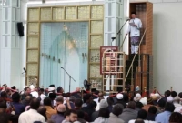 আজান দিলেন বাংলাদেশের কারি আর নামাজে ইমামতি করলেন মালয়েশিয়ার প্রধানমন্ত্রী