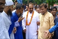 নিজ কর্মীর বিয়েতে যোগ দিতে হেলিকপ্টারে গোপালগঞ্জে এলেন সৌদি মালিক