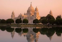 ভারতের কয়টি রাজ্য বাংলাদেশের সীমান্তবর্তী এলাকায় অবস্থিত?