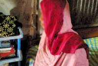 তিনদিন ধরে অবিবাহিত যুবকের বাড়িতে অবস্থান ৩ সন্তানের জননীর!