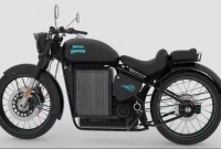 বাজার দখলে এবার Royal Enfield EV এবং Yamaha RX100