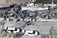 ঘন কুয়াশায় দুর্ঘটনার কবলে ৫৮টি গাড়ি, ৭ জনের মৃত্যু