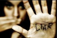 মিথ্যাবদী ধরার সহজ ১২টি কৌশল!