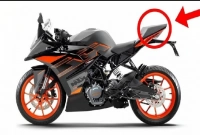 জানেন স্পোর্টস বাইক গুলোর পিছনের সিট এত উঁচু হয় কেন?