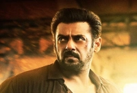 নিজের জীবন বাঁচাতে নতুন যে সিদ্ধান্ত নিলেন সালমান