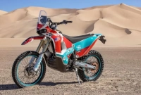 বাজার কাঁপাবে গেম-চেঞ্জার বাইক 450 Rally EX