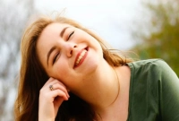 কোন জিনিসটা আমরা দু’বার বিনামূল্যে পাই কিন্তু তিনবারের জন্য টাকা লাগে?