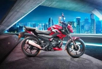 স্মার্টফোন কানেক্টিভিটিসহ নতুন রূপে টিভিএস