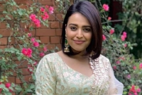 হাজার পুরুষের সঙ্গে রাত কাটাতে চায় তাহলে শুভেচ্ছা